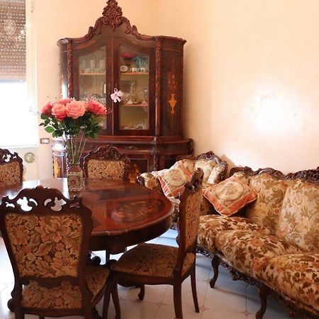B&B Goldmund Napoli Esterno foto