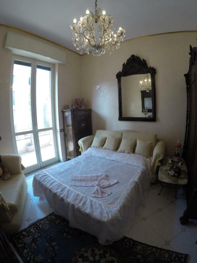 B&B Goldmund Napoli Esterno foto