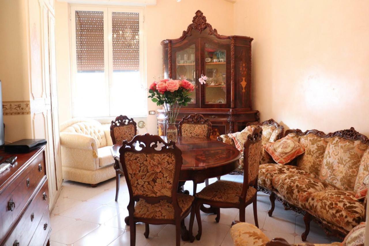 B&B Goldmund Napoli Esterno foto