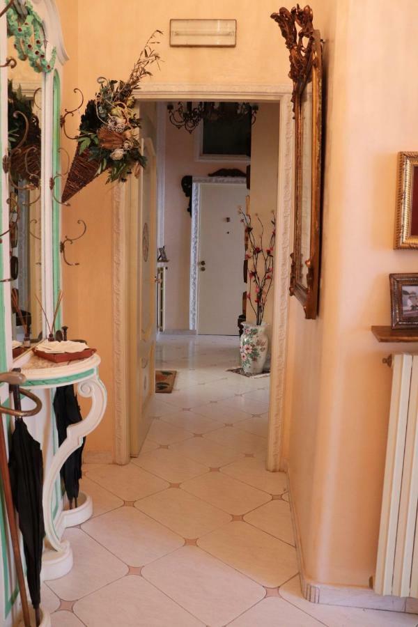 B&B Goldmund Napoli Esterno foto